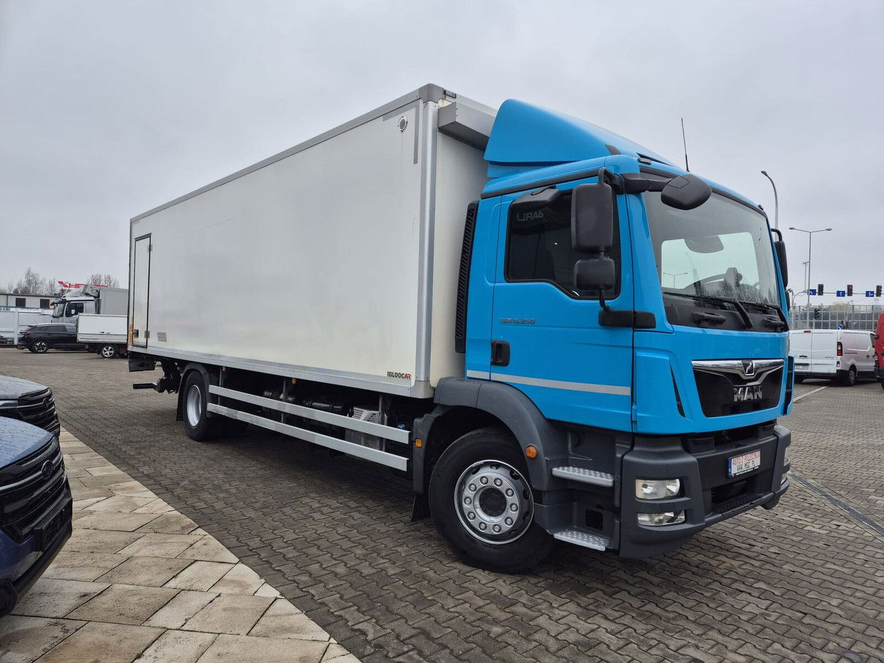 MAN TGM 15.250 /Technical warranty in All Europe /1 Owner/ Service - Furgonas sunkvežimis: foto 2 MAN TGM 15.250 /Technical warranty in All Europe /1 Owner/ Service - Furgonas sunkvežimis: foto 2