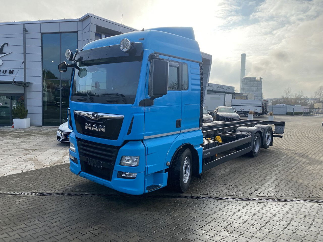 MAN TGX 26.500 NEW Service AT MAN / Frame - Važiuoklės sunkvežimis: foto 1 MAN TGX 26.500 NEW Service AT MAN / Frame - Važiuoklės sunkvežimis: foto 1