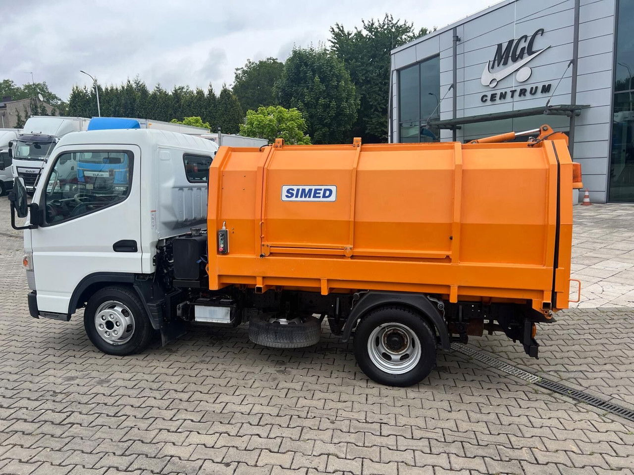 Šiukšliavežis Mitsubishi Canter Fuso 3S13 AMT / Presscontainer / LOW KM / Super Condition: foto 7