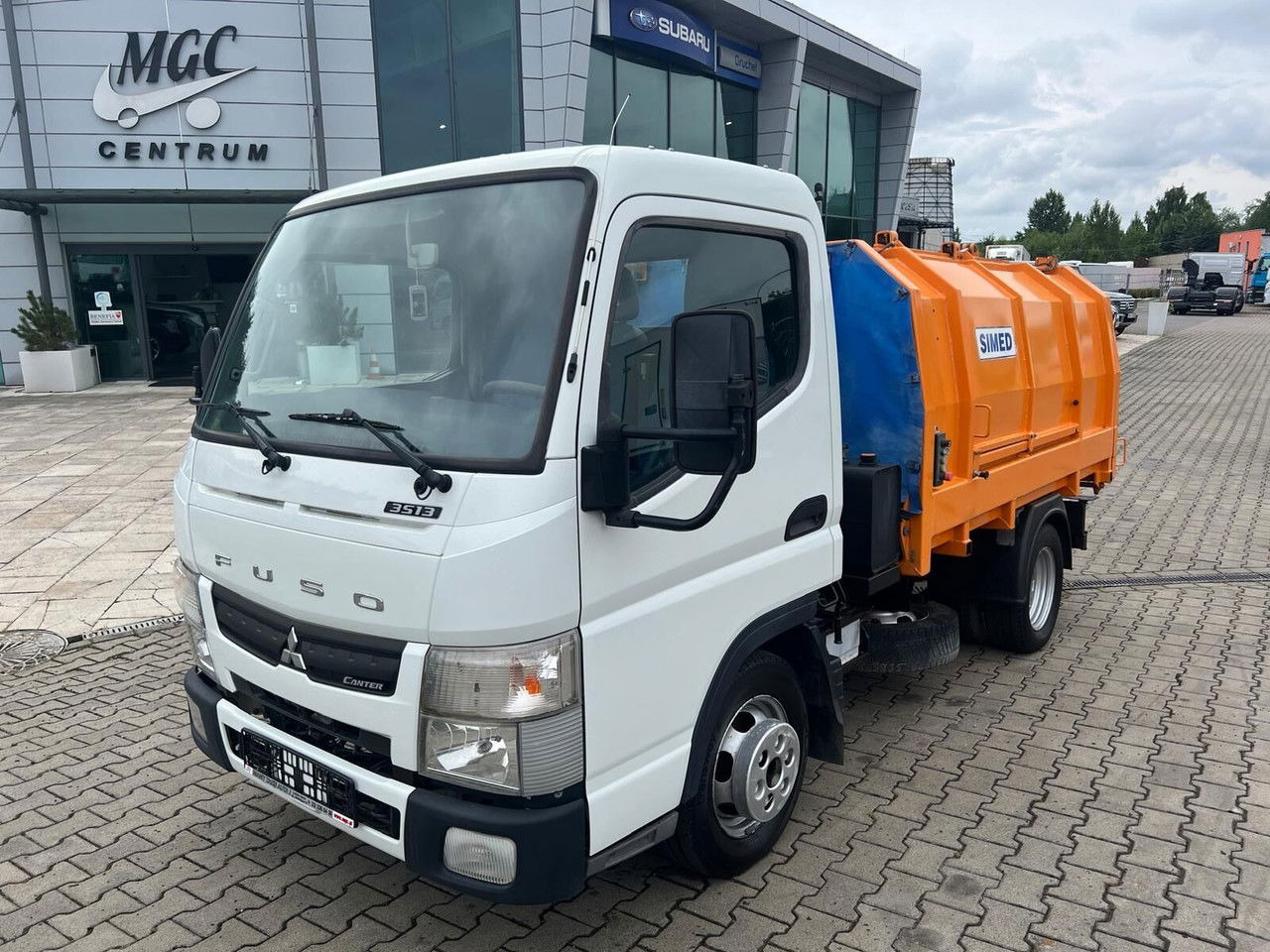 Mitsubishi Canter Fuso 3S13 AMT / Presscontainer / LOW KM / Super Condition - Šiukšliavežis: foto 1 Mitsubishi Canter Fuso 3S13 AMT / Presscontainer / LOW KM / Super Condition - Šiukšliavežis: foto 1