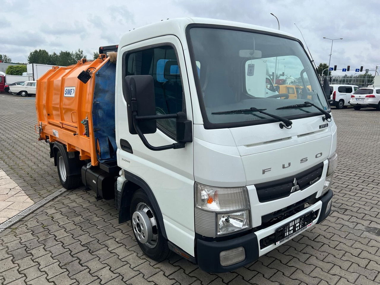 Mitsubishi Canter Fuso 3S13 AMT / Presscontainer / LOW KM / Super Condition - Šiukšliavežis: foto 2 Mitsubishi Canter Fuso 3S13 AMT / Presscontainer / LOW KM / Super Condition - Šiukšliavežis: foto 2