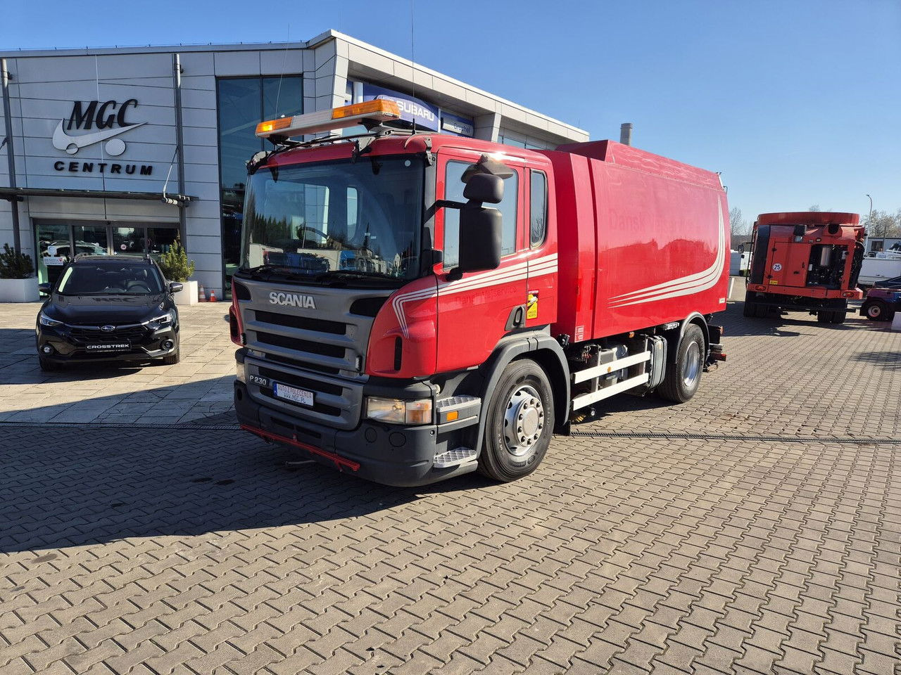 Scania P230 4X2 / Sweeper / Johnston VX800 / Sprayer / LOW Mileage / - Gatvių šlavimo mašina: foto 1 Scania P230 4X2 / Sweeper / Johnston VX800 / Sprayer / LOW Mileage / - Gatvių šlavimo mašina: foto 1