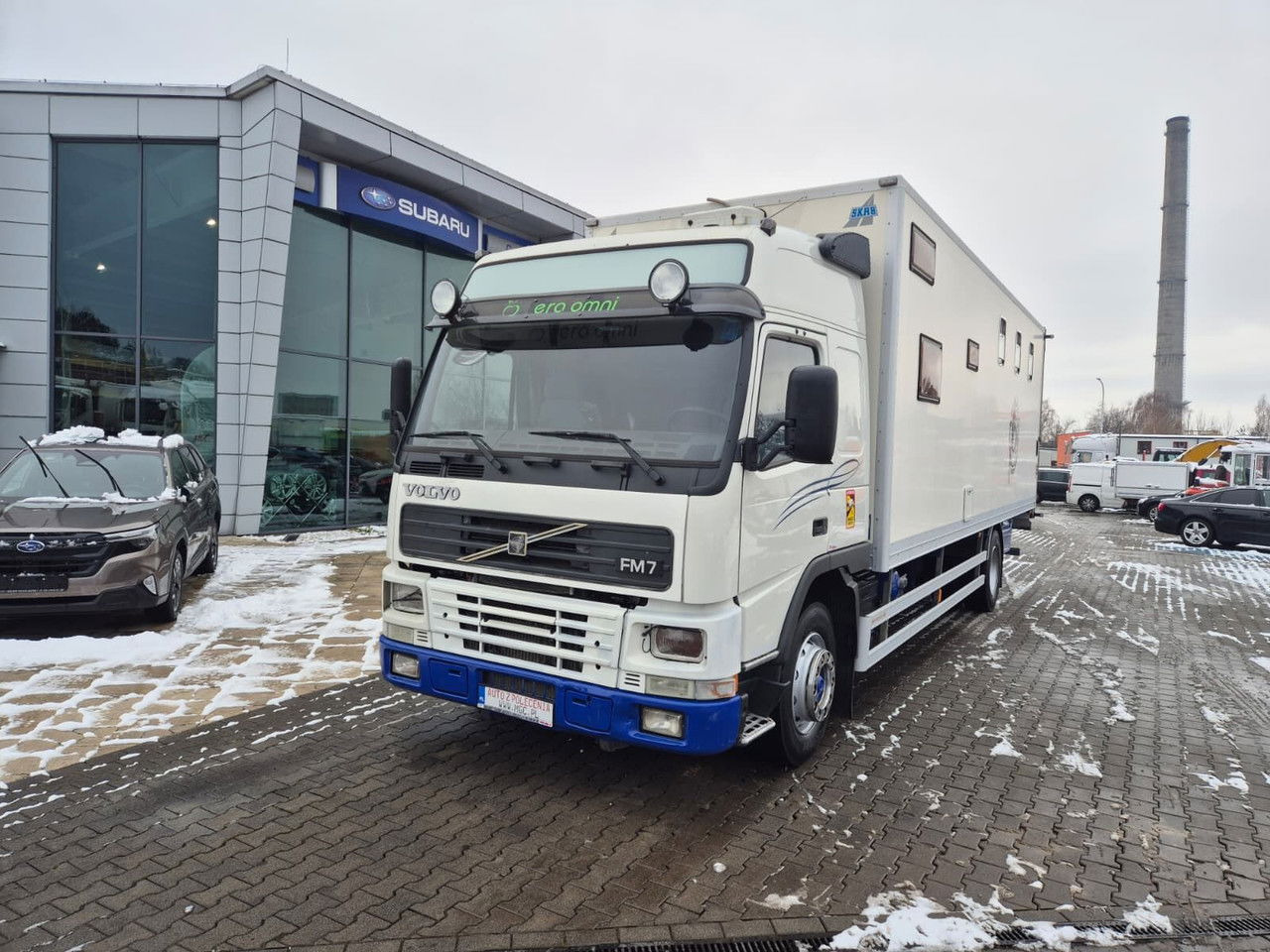 VOLVO FM 7 5 Horses / 3 People Live Cabin / 1 Owner / Serviced - Sunkvežimis žirgams vežti: foto 2 VOLVO FM 7 5 Horses / 3 People Live Cabin / 1 Owner / Serviced - Sunkvežimis žirgams vežti: foto 2