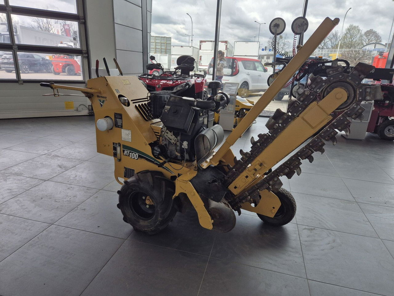 Vermeer RT 100 / Trench SAW / Mini Chain Excavator / IDE AL FOR Cables - Grioviakasė: foto 3 Vermeer RT 100 / Trench SAW / Mini Chain Excavator / IDE AL FOR Cables - Grioviakasė: foto 3