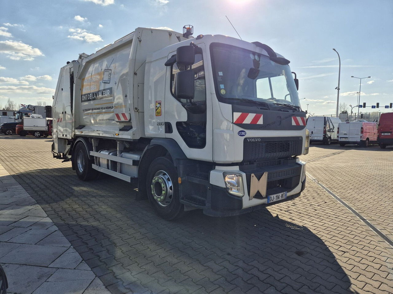 Volvo FE 280 13M3 / Geesinknorba / Euro 6 / 3 Seats - Šiukšliavežis: foto 3 Volvo FE 280 13M3 / Geesinknorba / Euro 6 / 3 Seats - Šiukšliavežis: foto 3