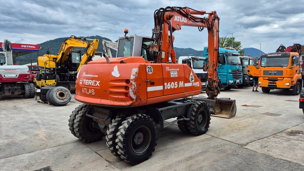 Atlas 1605 - 2005 Year - 2X Buckets - Ratinis ekskavatorius: foto 3 Atlas 1605 - 2005 Year - 2X Buckets - Ratinis ekskavatorius: foto 3