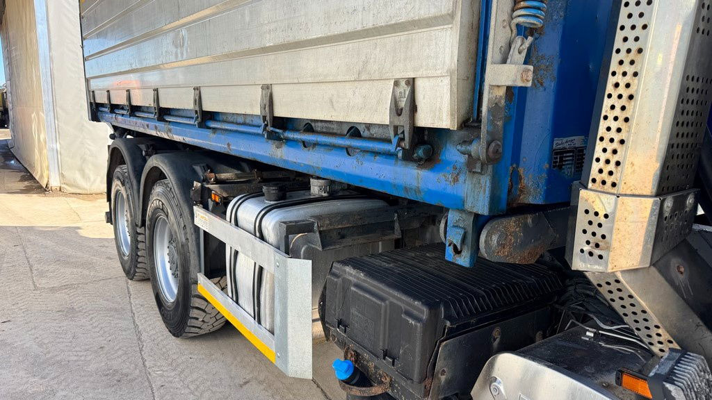 DAF CF 85.410 6x4 tipper - retarder - Savivartis sunkvežimis: foto 4 DAF CF 85.410 6x4 tipper - retarder - Savivartis sunkvežimis: foto 4