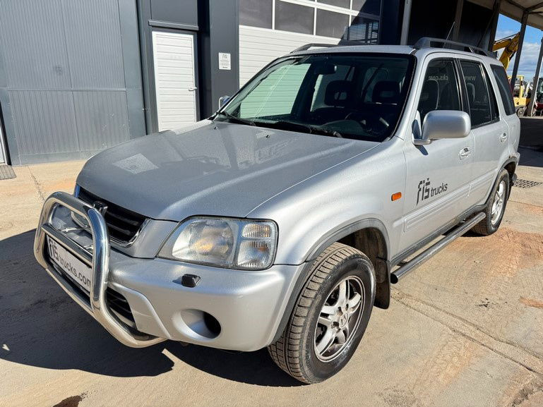 Honda CRV 2.0 - Petrol - AIR Condition - 5 Doors - Visureigis: foto 1 Honda CRV 2.0 - Petrol - AIR Condition - 5 Doors - Visureigis: foto 1