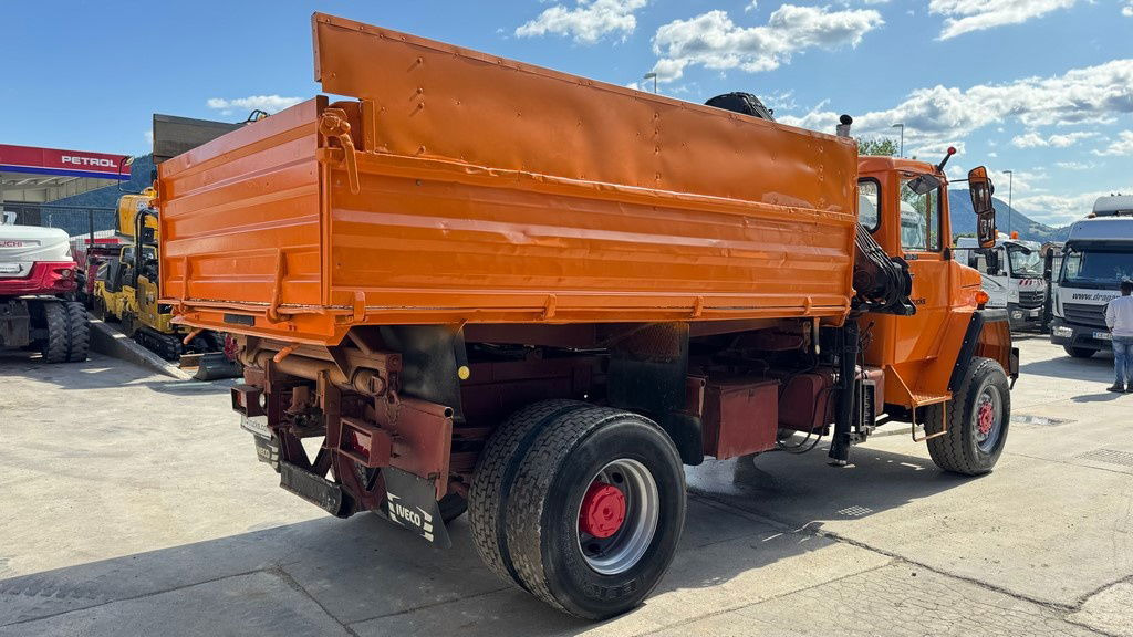 Iveco 160-23 4x4 tipper - crane 9m - Savivartis sunkvežimis: foto 4 Iveco 160-23 4x4 tipper - crane 9m - Savivartis sunkvežimis: foto 4