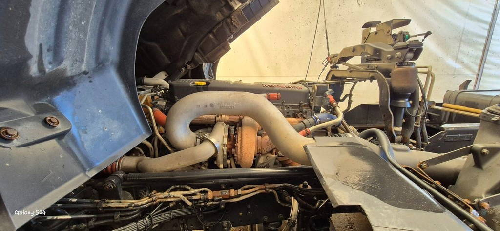 Savivartis sunkvežimis Iveco Trakker 460 8x4 meiller tipper - euro 6: foto 21 Savivartis sunkvežimis Iveco Trakker 460 8x4 meiller tipper - euro 6: foto 21