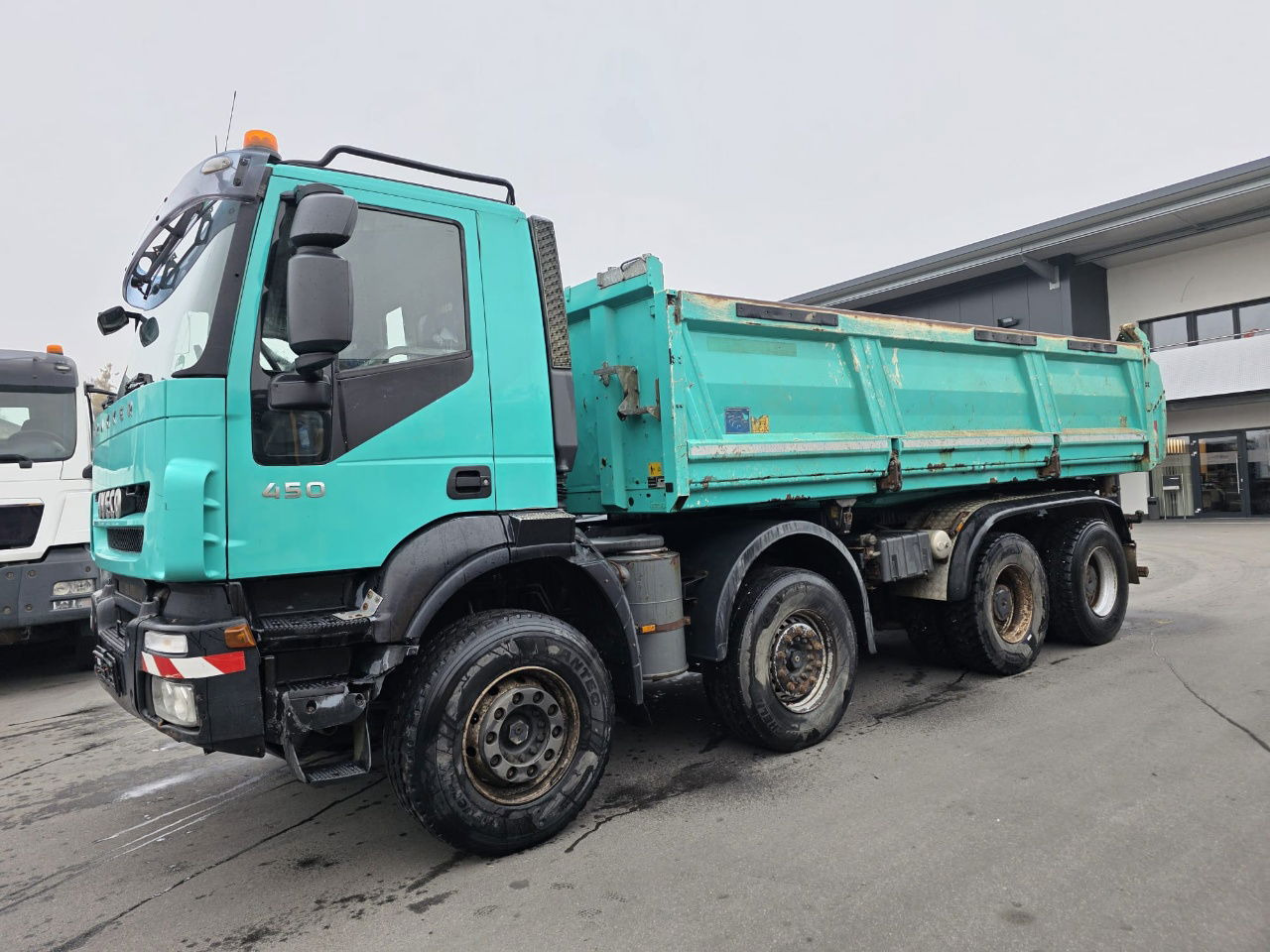 Iveco Trakker AD340T45 8x4 bordmatic tipper - retarder - Savivartis sunkvežimis: foto 2 Iveco Trakker AD340T45 8x4 bordmatic tipper - retarder - Savivartis sunkvežimis: foto 2