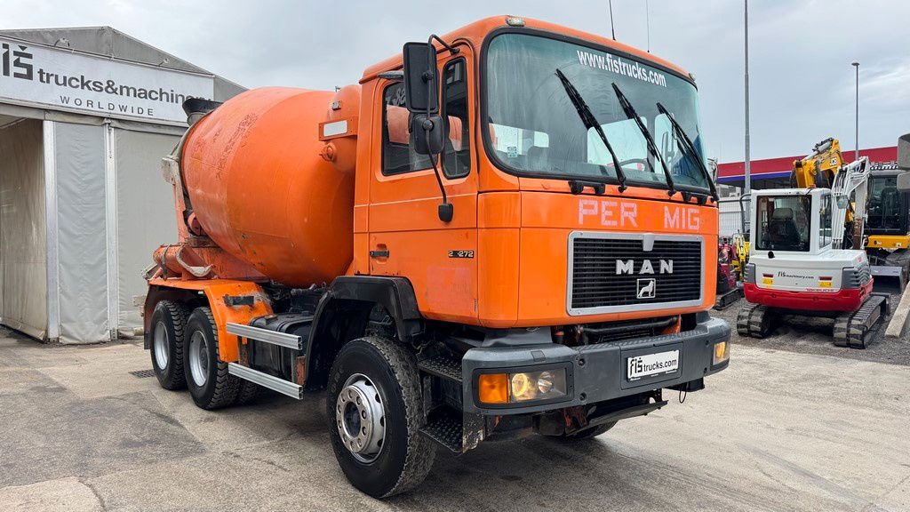 MAN 26.272 6x4 mixer - 7M3 - full spring - Betonvežis: foto 3 MAN 26.272 6x4 mixer - 7M3 - full spring - Betonvežis: foto 3