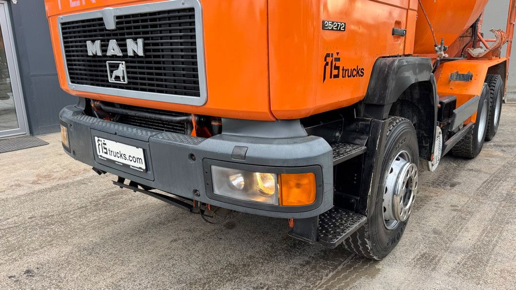 MAN 26.272 6x4 mixer - 7M3 - full spring - Betonvežis: foto 2 MAN 26.272 6x4 mixer - 7M3 - full spring - Betonvežis: foto 2