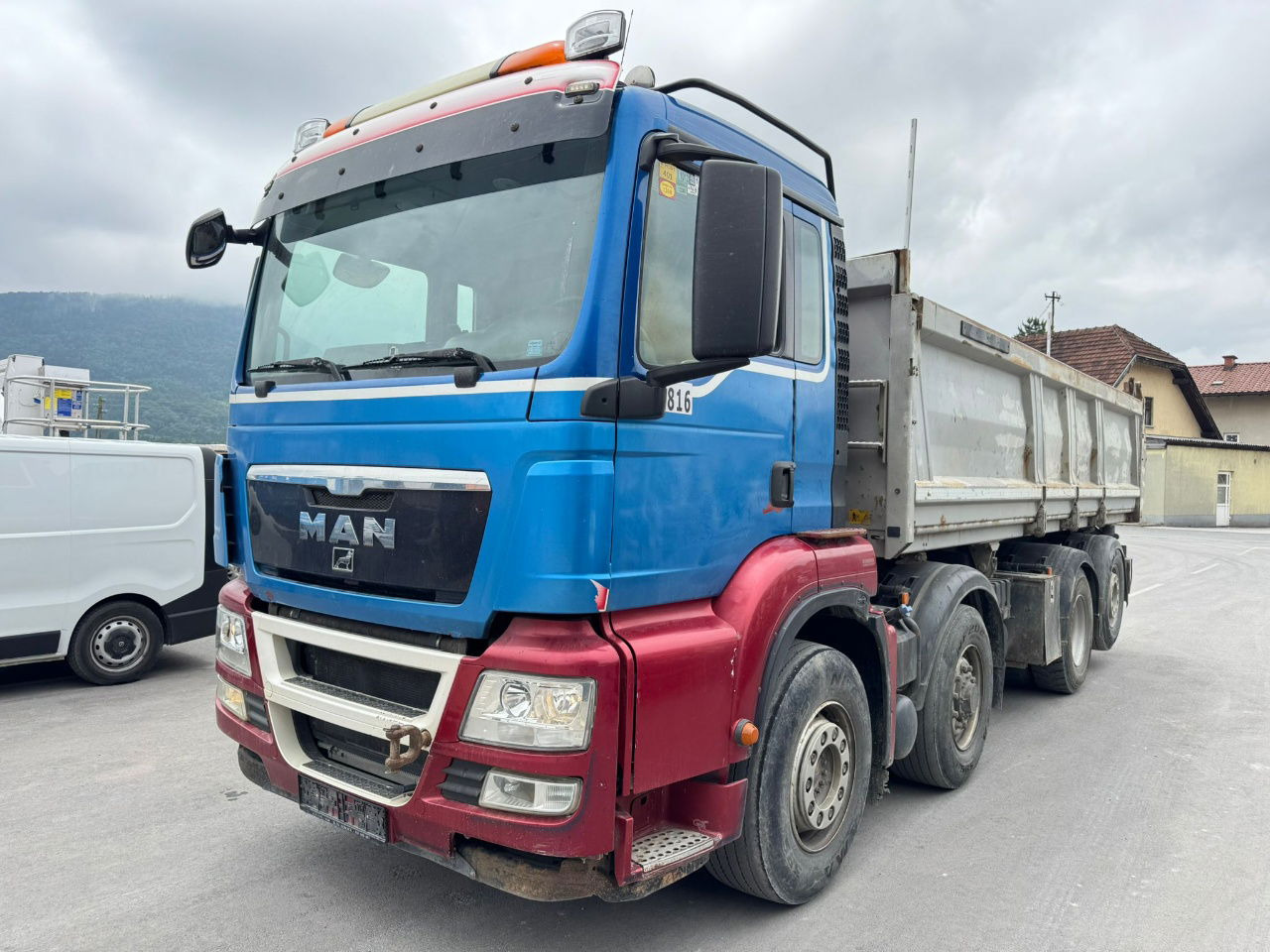 MAN TGS 35.480 8x4 HL-6 bordmatic tipper - euro 5 - Savivartis sunkvežimis: foto 1 MAN TGS 35.480 8x4 HL-6 bordmatic tipper - euro 5 - Savivartis sunkvežimis: foto 1