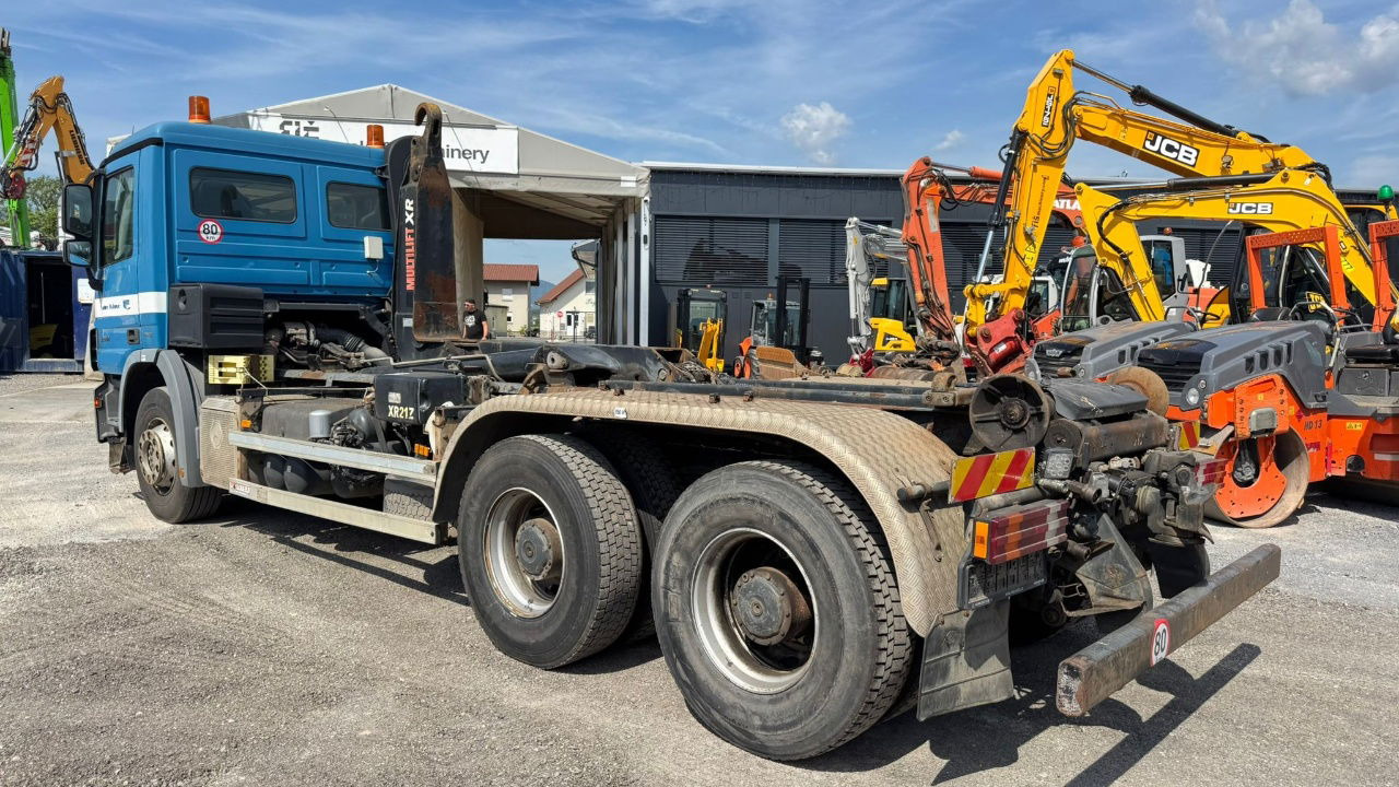 Mercedes-Benz Actros 2641 6x4 hiab abroll tipper - spring  lizingą Mercedes-Benz Actros 2641 6x4 hiab abroll tipper - spring: foto 6