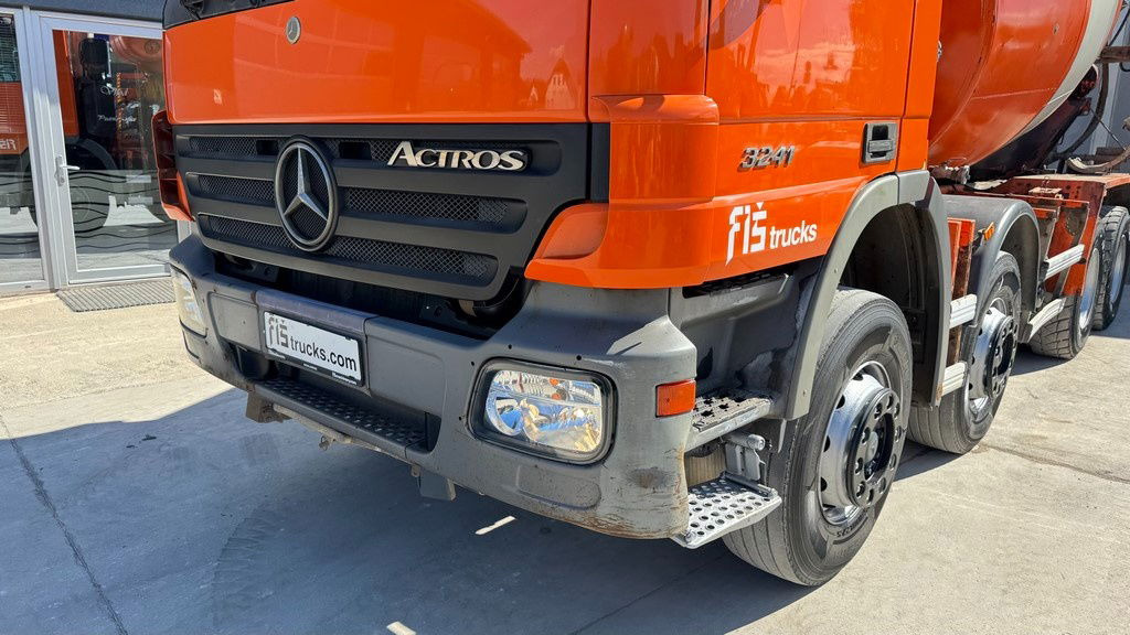 Mercedes-Benz Actros 3241 8x4 mixer 9m3 - Betonvežis: foto 2 Mercedes-Benz Actros 3241 8x4 mixer 9m3 - Betonvežis: foto 2