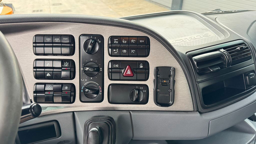 Savivartis sunkvežimis Mercedes-Benz Actros 3246 8X4 mulda tipper - retarder - hydr. back door: foto 30