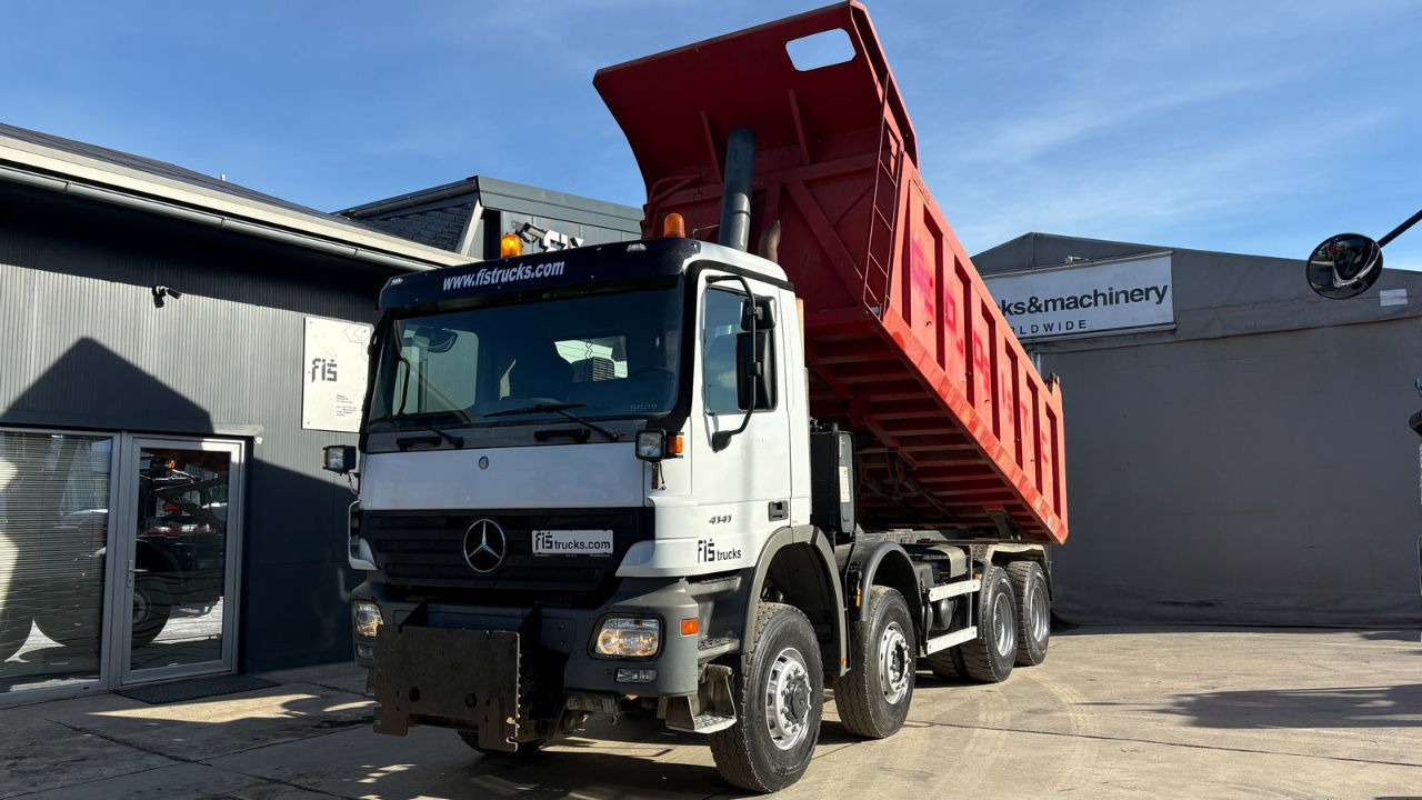 Mercedes-Benz Actros 4141 K 8x6 tipper - 19m3 - spring suspension - Savivartis sunkvežimis: foto 5 Mercedes-Benz Actros 4141 K 8x6 tipper - 19m3 - spring suspension - Savivartis sunkvežimis: foto 5