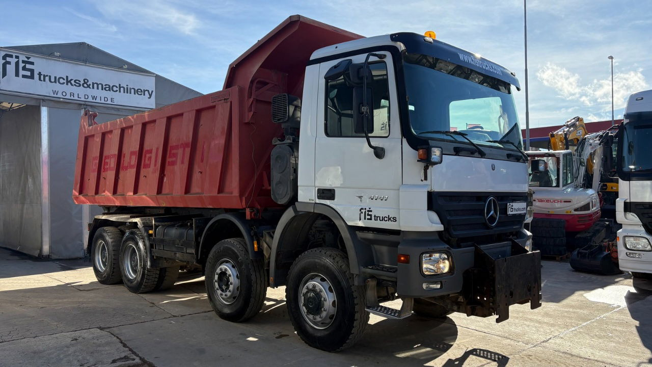 Mercedes-Benz Actros 4141 K 8x6 tipper - 19m3 - spring suspension - Savivartis sunkvežimis: foto 2 Mercedes-Benz Actros 4141 K 8x6 tipper - 19m3 - spring suspension - Savivartis sunkvežimis: foto 2