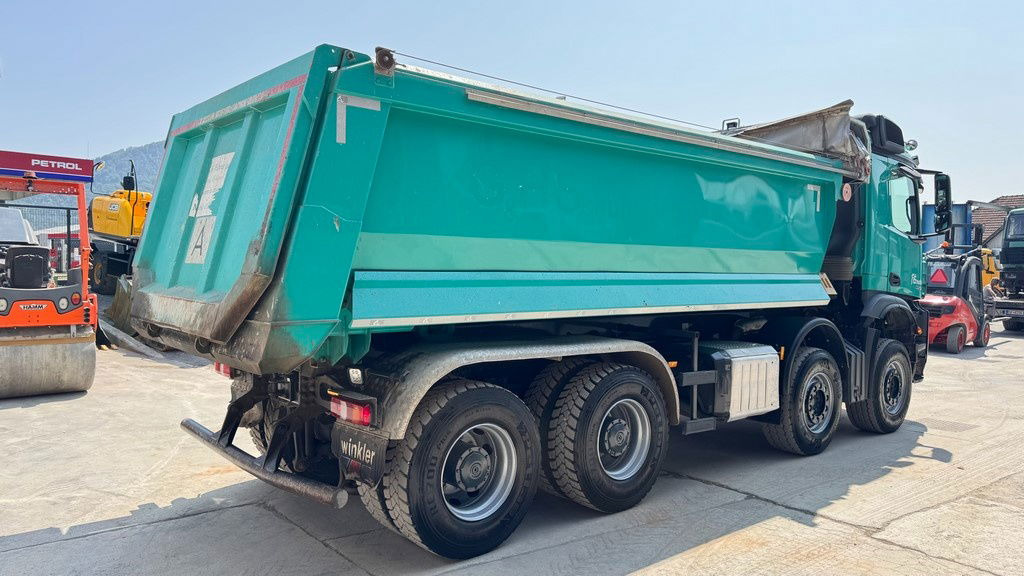 Mercedes-Benz Arocs 3248 8X4 mulda tipper - electric taurpaulin - Savivartis sunkvežimis: foto 4 Mercedes-Benz Arocs 3248 8X4 mulda tipper - electric taurpaulin - Savivartis sunkvežimis: foto 4