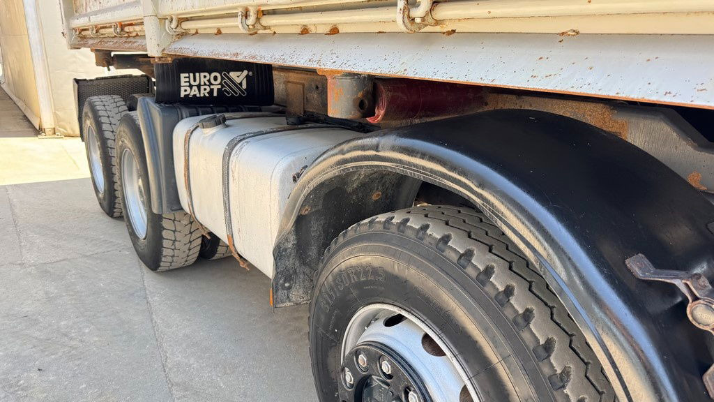 Mercedes-Benz SK 3235 8X4 tipper - V8 - top conditon - Savivartis sunkvežimis: foto 4 Mercedes-Benz SK 3235 8X4 tipper - V8 - top conditon - Savivartis sunkvežimis: foto 4