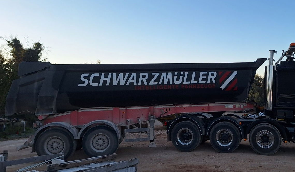 Schwarzmüller SMK10VLN Tipper Trailer - 2 Axle - 24m3 - Savivartis puspriekabė: foto 2 Schwarzmüller SMK10VLN Tipper Trailer - 2 Axle - 24m3 - Savivartis puspriekabė: foto 2