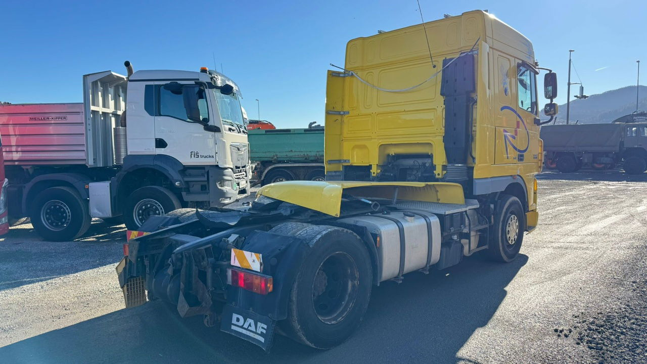 DAF XF 105.460 4x2 tractor unit - manual gear - Vilkikas: foto 5 DAF XF 105.460 4x2 tractor unit - manual gear - Vilkikas: foto 5