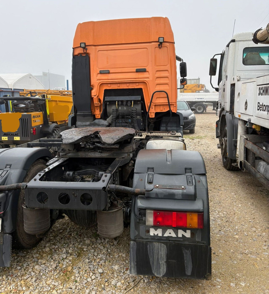 MAN TGA 18.430 4x2 tractor unit - new tyres - Vilkikas: foto 4 MAN TGA 18.430 4x2 tractor unit - new tyres - Vilkikas: foto 4