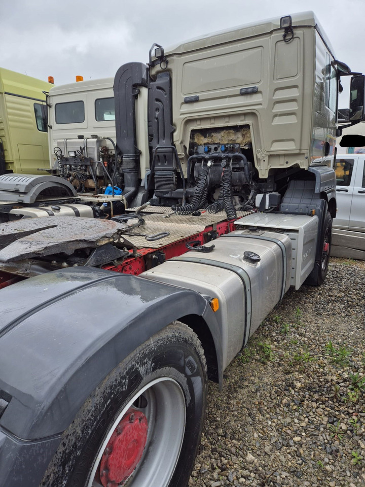 MAN TGS 18.480 4X4 tractor unit - tipper hydraulics - Vilkikas: foto 3 MAN TGS 18.480 4X4 tractor unit - tipper hydraulics - Vilkikas: foto 3