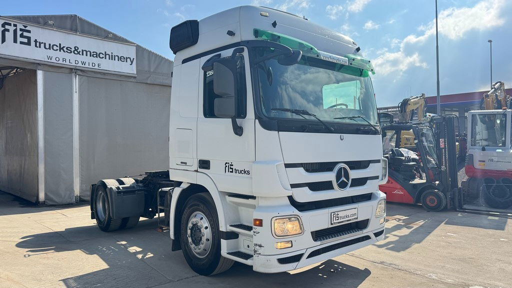 Mercedes-Benz Actros 1841 LS 4x2 tractor unit - retarder - Vilkikas: foto 3 Mercedes-Benz Actros 1841 LS 4x2 tractor unit - retarder - Vilkikas: foto 3