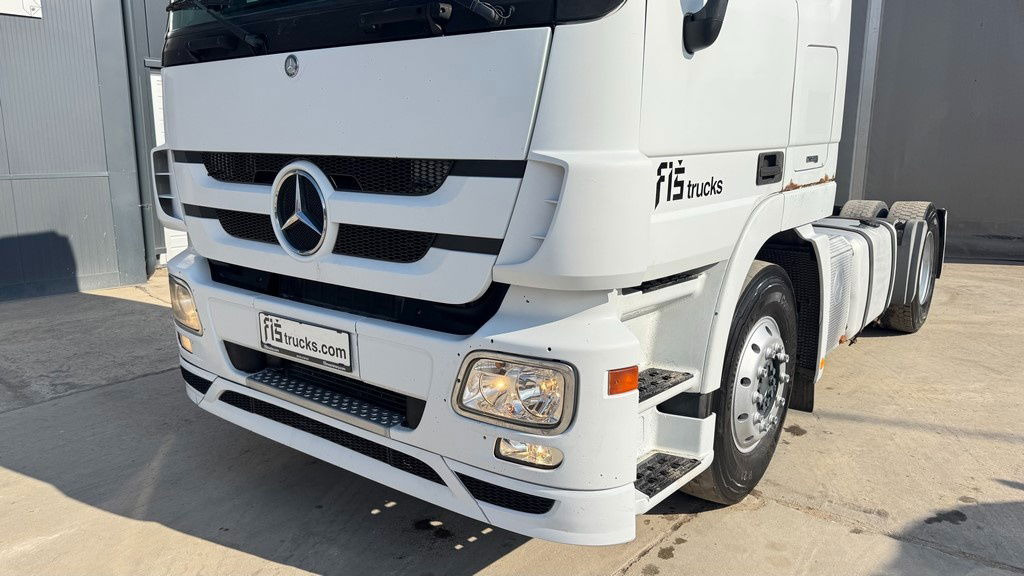 Mercedes-Benz Actros 1841 LS 4x2 tractor unit - retarder - Vilkikas: foto 2 Mercedes-Benz Actros 1841 LS 4x2 tractor unit - retarder - Vilkikas: foto 2