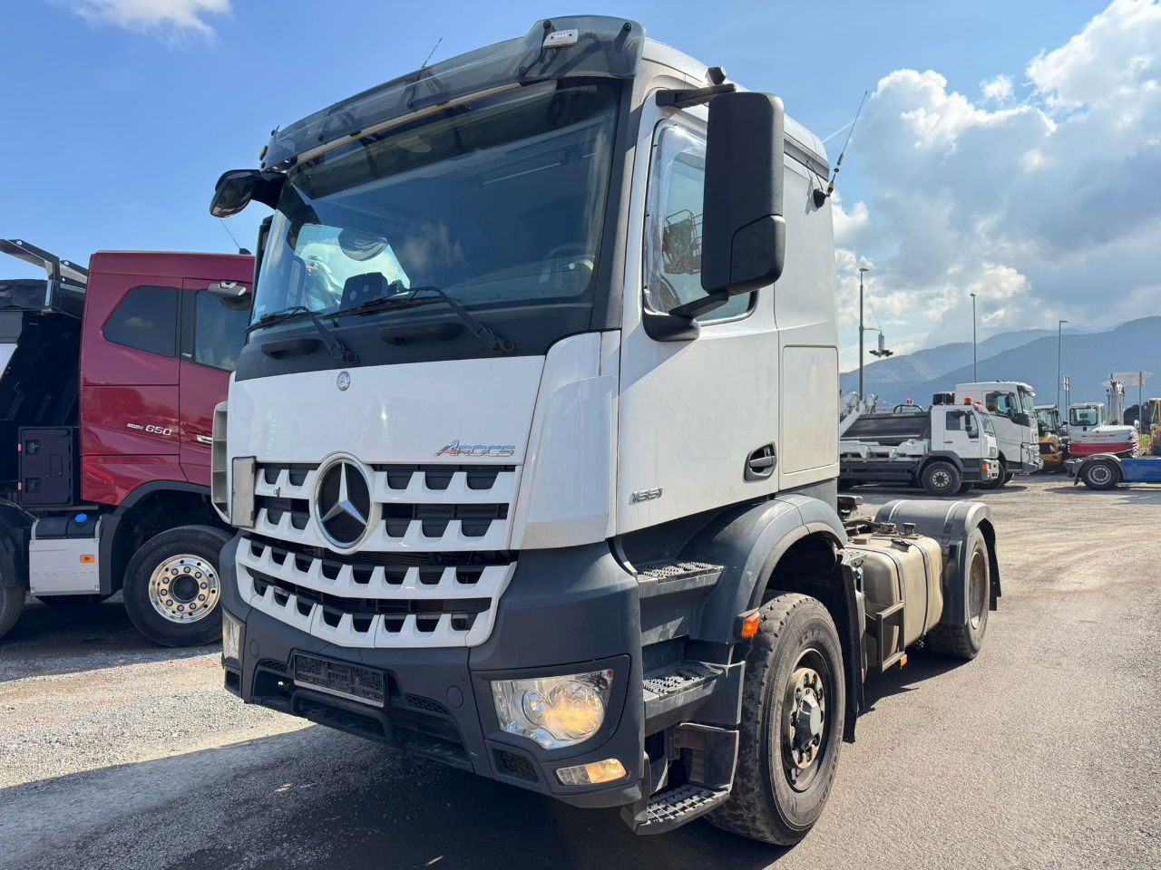 Mercedes-Benz Arocs 1851 LS HAD 4X4 - Euro 6 - retarder - tipper hydraulics - Vilkikas: foto 1 Mercedes-Benz Arocs 1851 LS HAD 4X4 - Euro 6 - retarder - tipper hydraulics - Vilkikas: foto 1