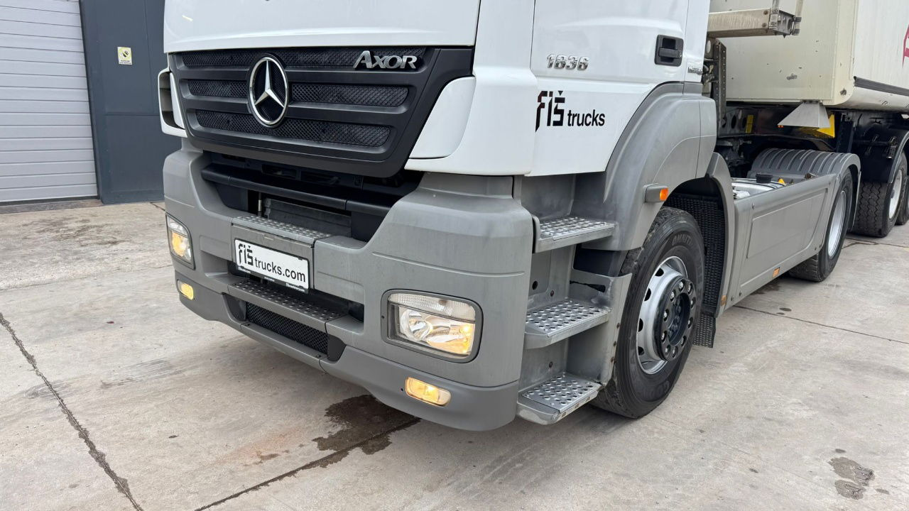 Mercedes-Benz Axor 1836 4x2 tipper hydraulics - Vilkikas: foto 2 Mercedes-Benz Axor 1836 4x2 tipper hydraulics - Vilkikas: foto 2