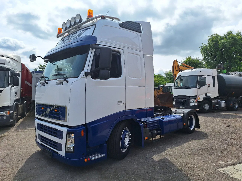 Volvo FH 400 - Vilkikas: foto 1 Volvo FH 400 - Vilkikas: foto 1