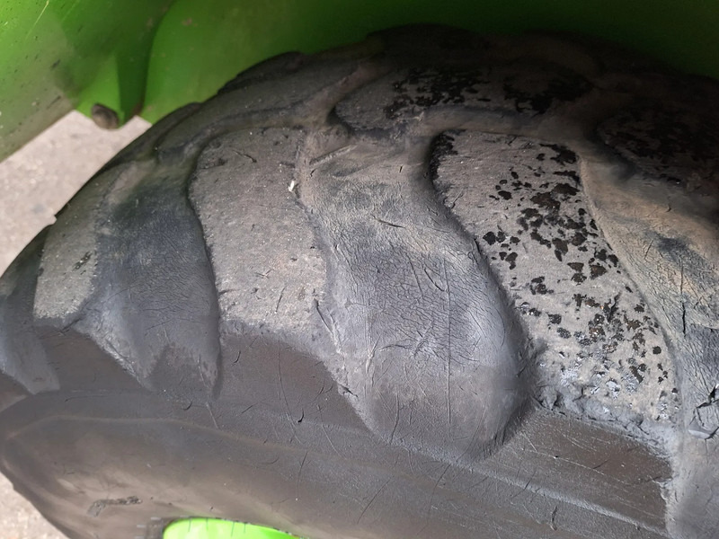 Ratinis krautuvas Yanmar V80: foto 11