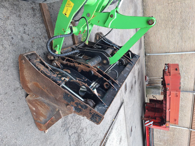 Ratinis krautuvas Yanmar V80: foto 14