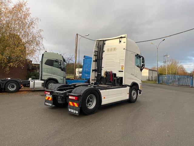 Volvo FH - Vilkikas: foto 3 Volvo FH - Vilkikas: foto 3