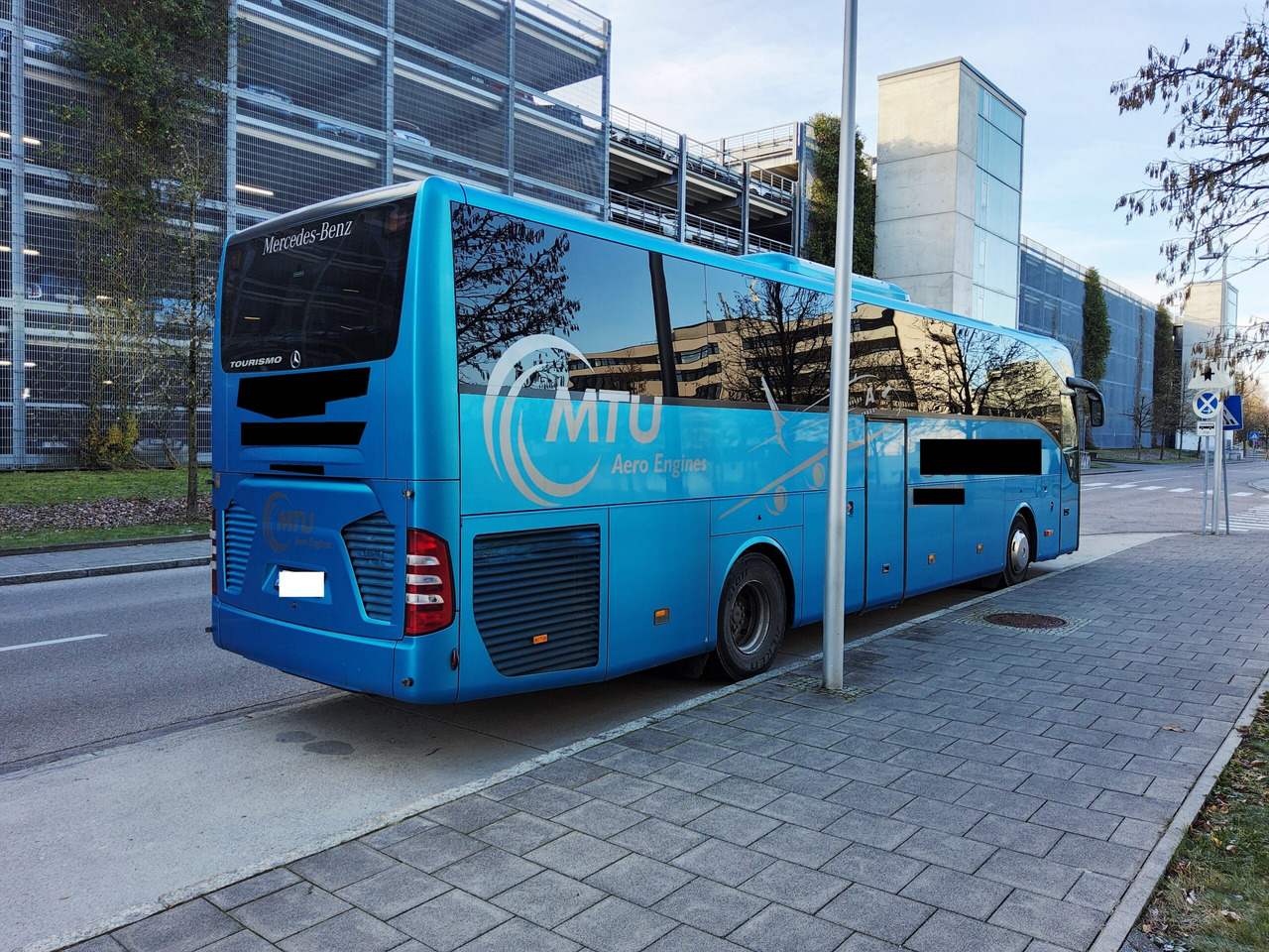 Mercedes Benz Tourismo 15 RHD 56 Sitze / kein WC / großer Kofferraum - Turistinis autobusas: foto 4 Mercedes Benz Tourismo 15 RHD 56 Sitze / kein WC / großer Kofferraum - Turistinis autobusas: foto 4