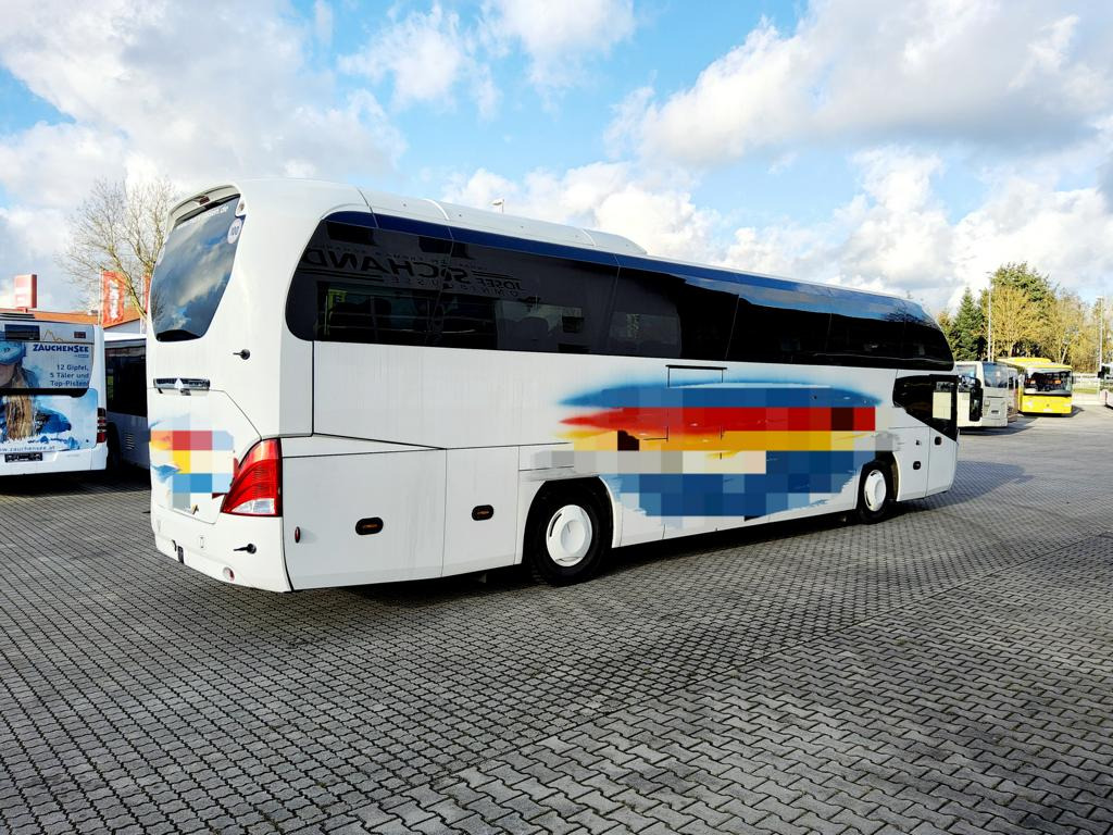Neoplan Cityliner P14 6 gang manuell / WC / TÜV - Turistinis autobusas: foto 4 Neoplan Cityliner P14 6 gang manuell / WC / TÜV - Turistinis autobusas: foto 4