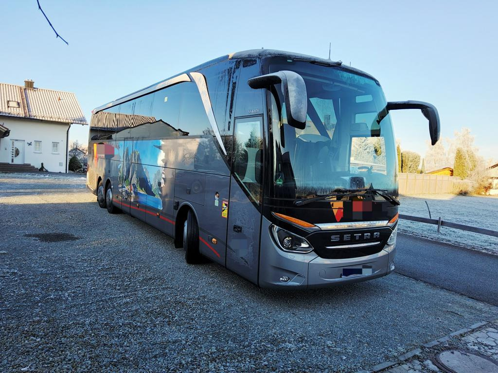 Setra S 516 HDH Kopfstützen / USB / Steckdosen - Turistinis autobusas: foto 1 Setra S 516 HDH Kopfstützen / USB / Steckdosen - Turistinis autobusas: foto 1