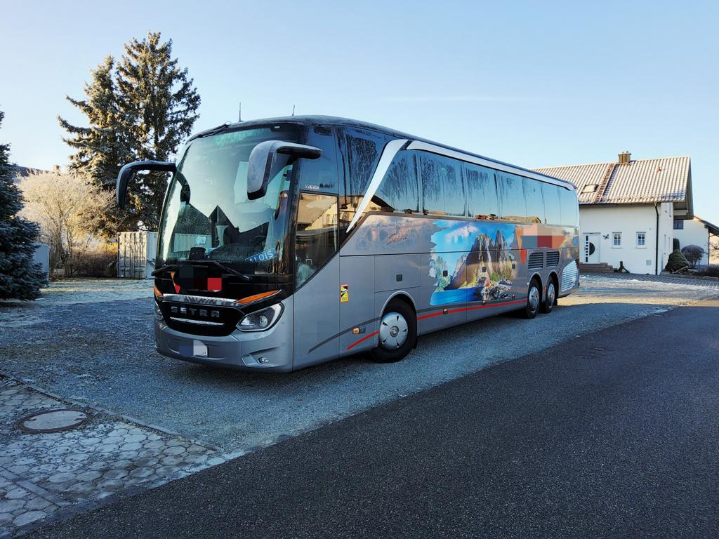 Setra S 516 HDH Kopfstützen / USB / Steckdosen - Turistinis autobusas: foto 2 Setra S 516 HDH Kopfstützen / USB / Steckdosen - Turistinis autobusas: foto 2