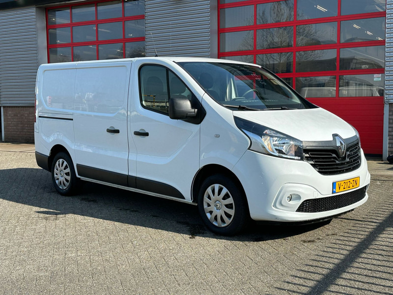 Renault Trafic 1.6 dCi T27 - Mažas furgonas: foto 1 Renault Trafic 1.6 dCi T27 - Mažas furgonas: foto 1