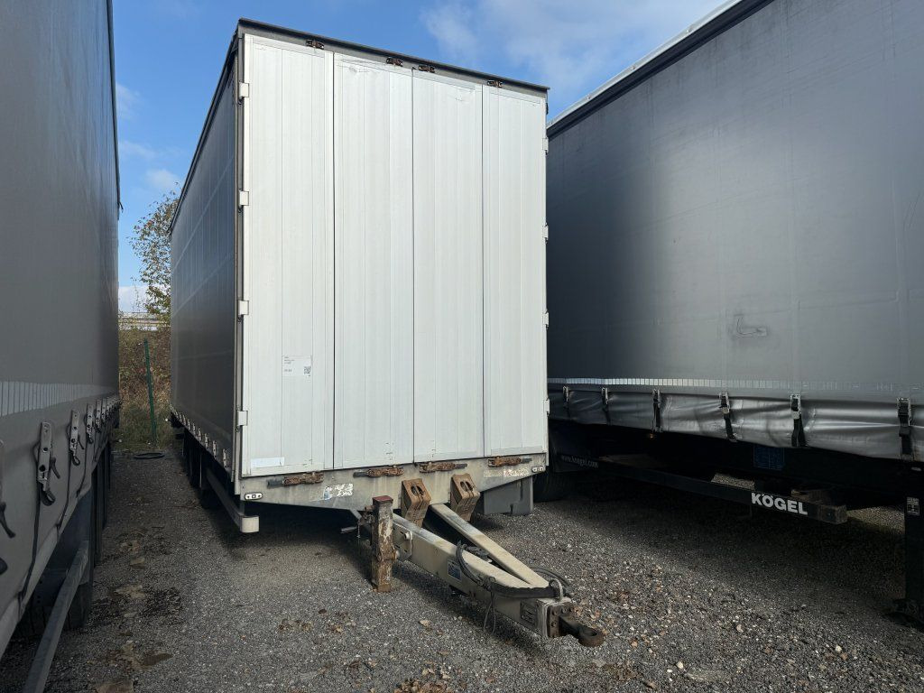 Agrikom - Tentinė priekaba: foto 1 Agrikom - Tentinė priekaba: foto 1