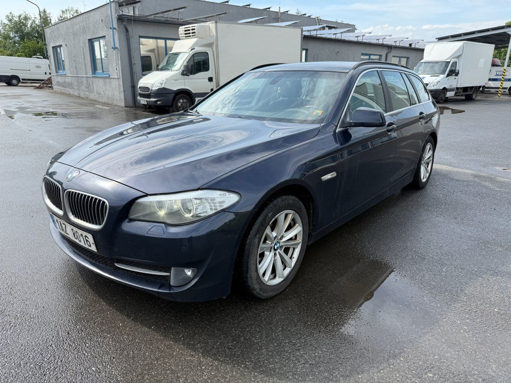 BMW 520D Touring F11 - Lengvasis automobilis: foto 2 BMW 520D Touring F11 - Lengvasis automobilis: foto 2