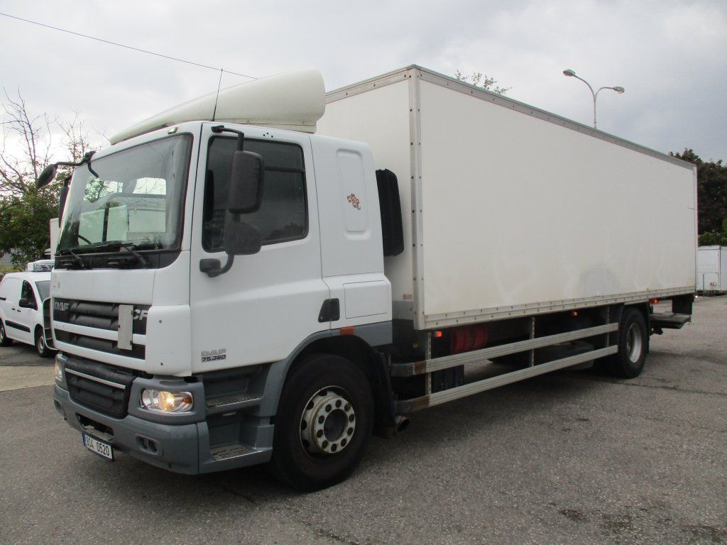 DAF CF 75.310 - Furgonas sunkvežimis: foto 1 DAF CF 75.310 - Furgonas sunkvežimis: foto 1