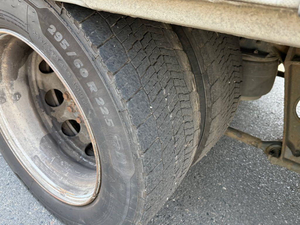 Tentinis sunkvežimis DAF XF440 EURO 6 6x2 + Agrikom: foto 8 Tentinis sunkvežimis DAF XF440 EURO 6 6x2 + Agrikom: foto 8