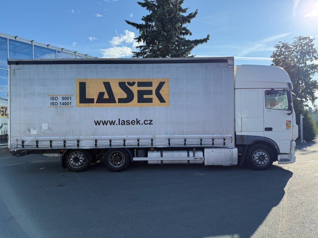 DAF XF440 EURO 6 6x2 - Tentinis sunkvežimis: foto 3 DAF XF440 EURO 6 6x2 - Tentinis sunkvežimis: foto 3
