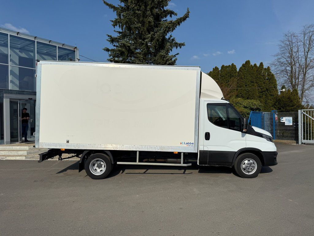 Iveco 35C16 Daily - Furgonas su krovinių dėže: foto 3 Iveco 35C16 Daily - Furgonas su krovinių dėže: foto 3