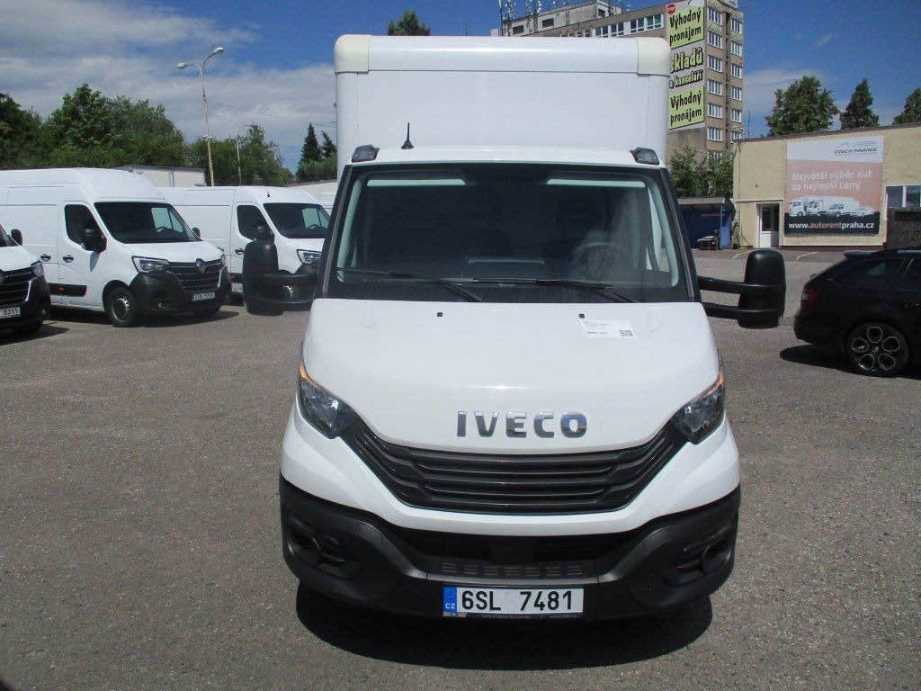 Iveco Daily 35C16, 2.3, HC, 8 palet - Furgonas su krovinių dėže: foto 2 Iveco Daily 35C16, 2.3, HC, 8 palet - Furgonas su krovinių dėže: foto 2