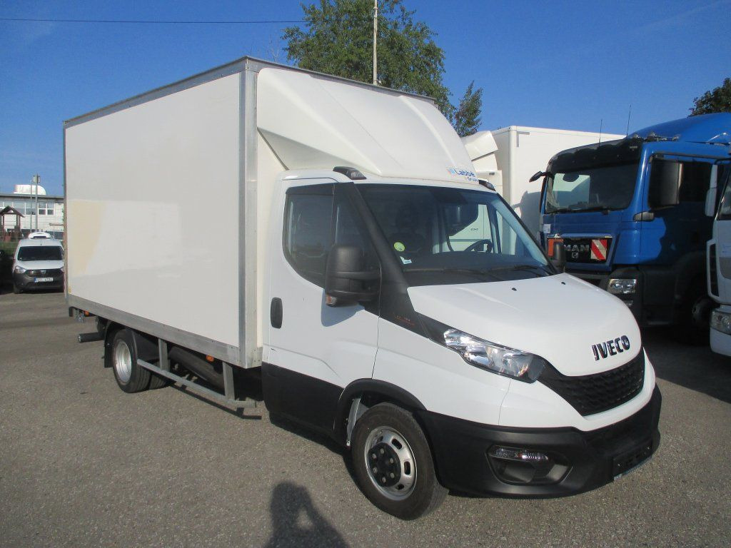 Iveco Daily 35C16 - Furgonas su krovinių dėže: foto 3 Iveco Daily 35C16 - Furgonas su krovinių dėže: foto 3
